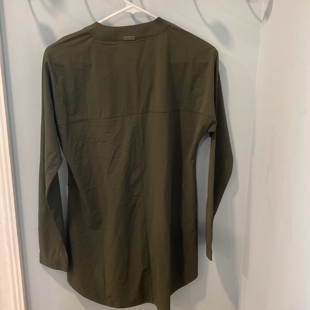 Jofit button down - Picture 3 of 4